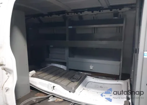 2017 Chevrolet Express 3500 Work Van из США, поврежденный, VIN 1GCZGGFG3H1166776